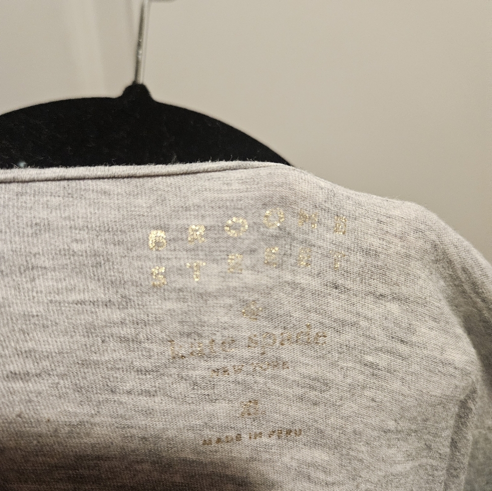 Kate Spade Gray T-Shirt with Black Cat Design - Picture 3 of 3
